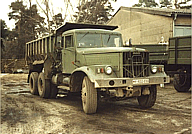 KRAZ 256 K vorm I-Zug in Prora