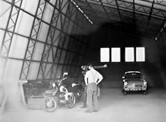 Baustelle Plattenwerk Bergen 1989 Lagerhalle