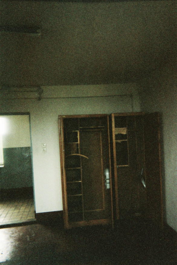 Ieerger�umte Spinde